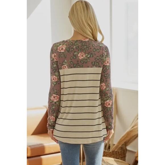 LOVELY MELODY - THE SENY STRIPE TOP NWOT - Picture 3 of 4